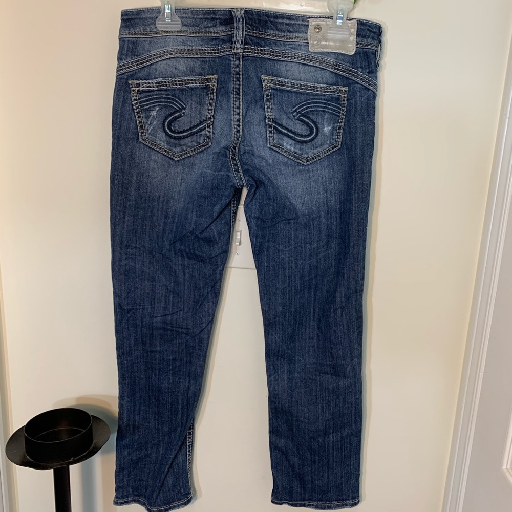 Silver Tuesday Rose Capris Jeans Size 28